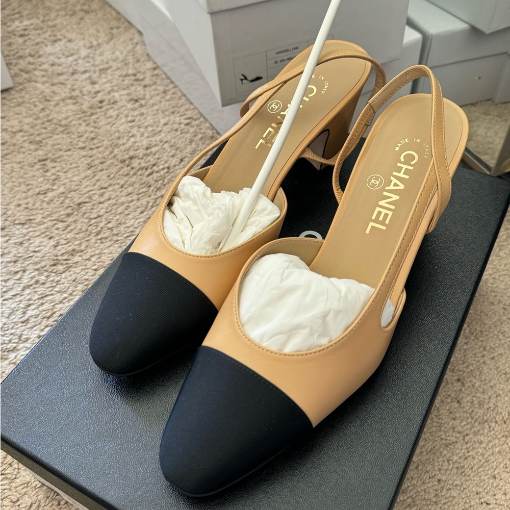 Chanel sling back heels 39.5 brand new
